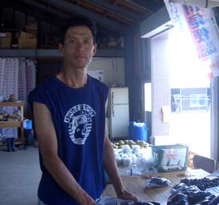 農園長河野博美